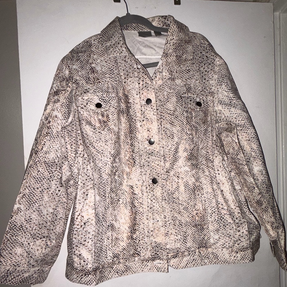 Chico's White and Black Snakeskin Jean Jacket Size 3